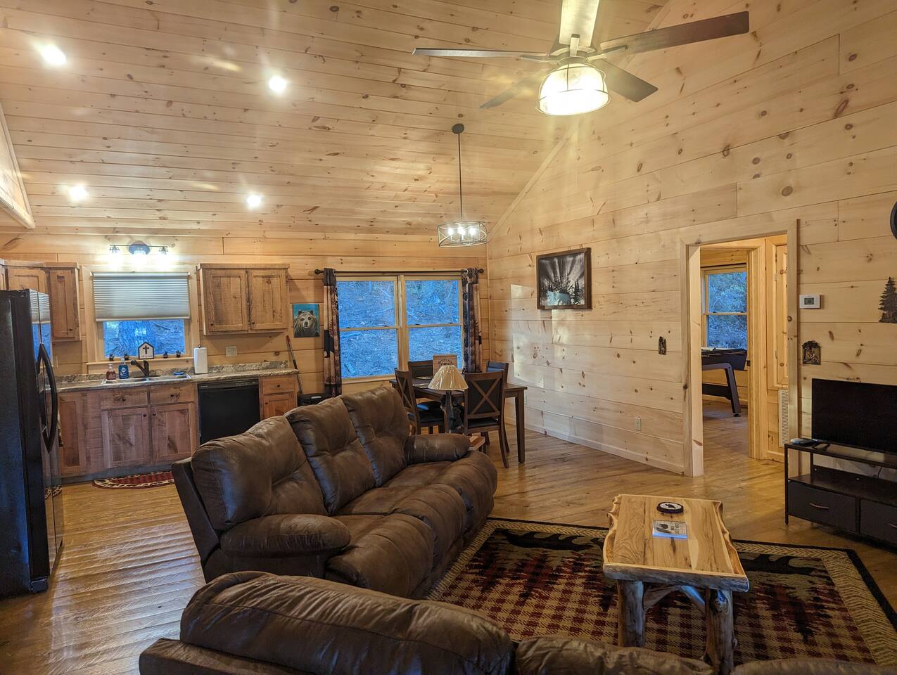 Comfortable living room with rustic decor at Heaven’s View cabin